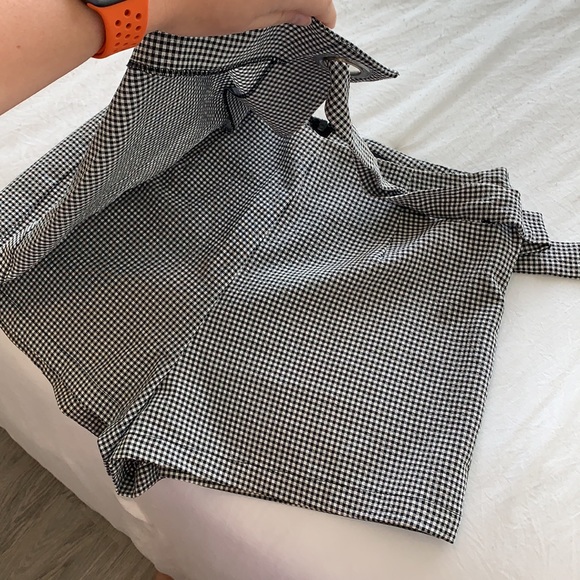 black and white skort - Picture 3 of 5